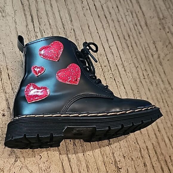 Black heart toddler boots size 9 - Picture 10 of 13